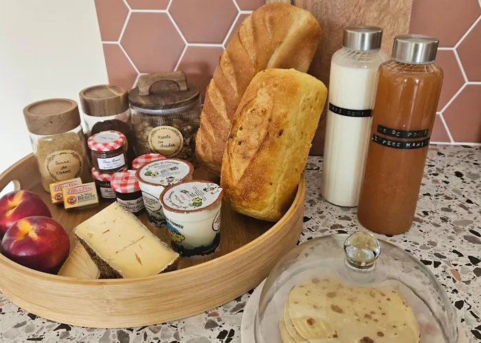 Tatil Evi Nos Jours Heureux - L'idylle, De Caractere *