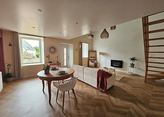 Nos Jours Heureux - L'idylle, De Caractere * Etienville