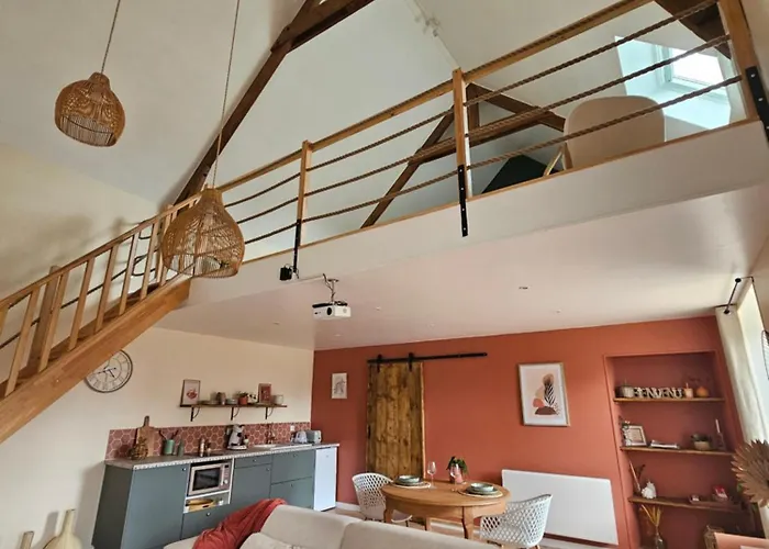 Nos Jours Heureux - L'idylle, De Caractere Tatil Evi *