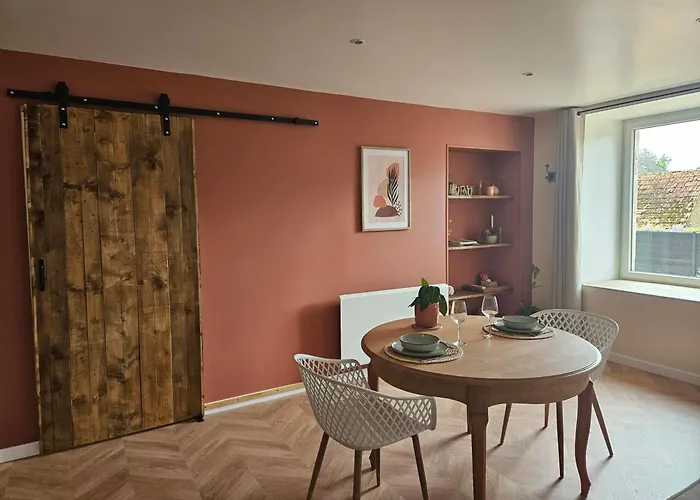 Nos Jours Heureux - L'idylle, De Caractere