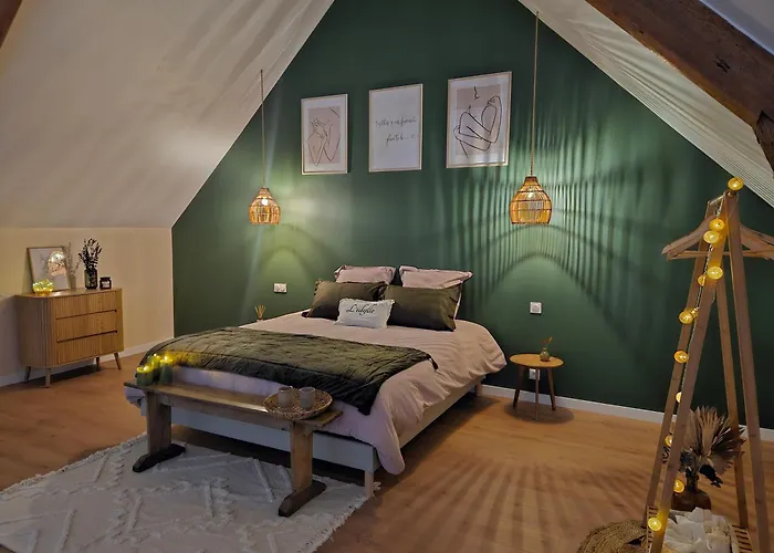 Tatil Evi Nos Jours Heureux - L'idylle, De Caractere *